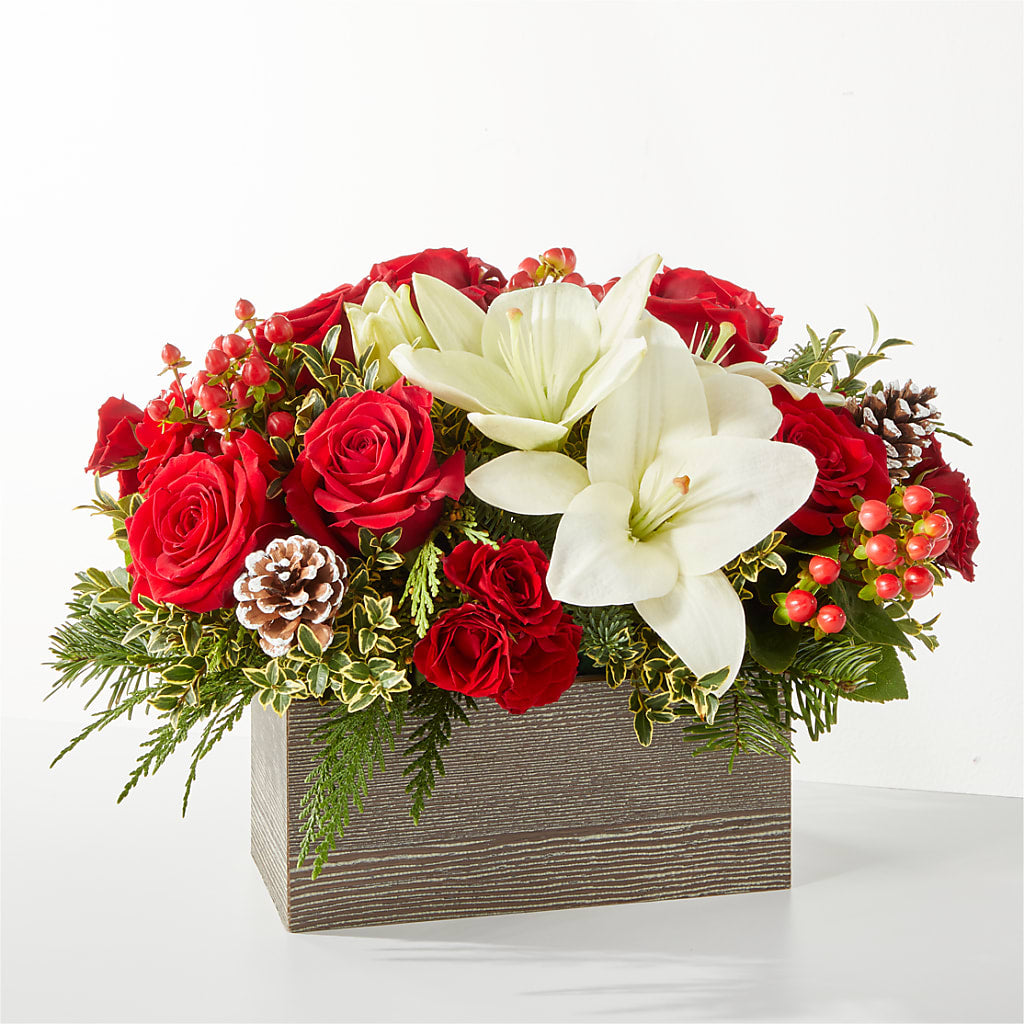 Snowy Wonderland Bouquet – MIDTOWN FLORIST, Kenosha WI