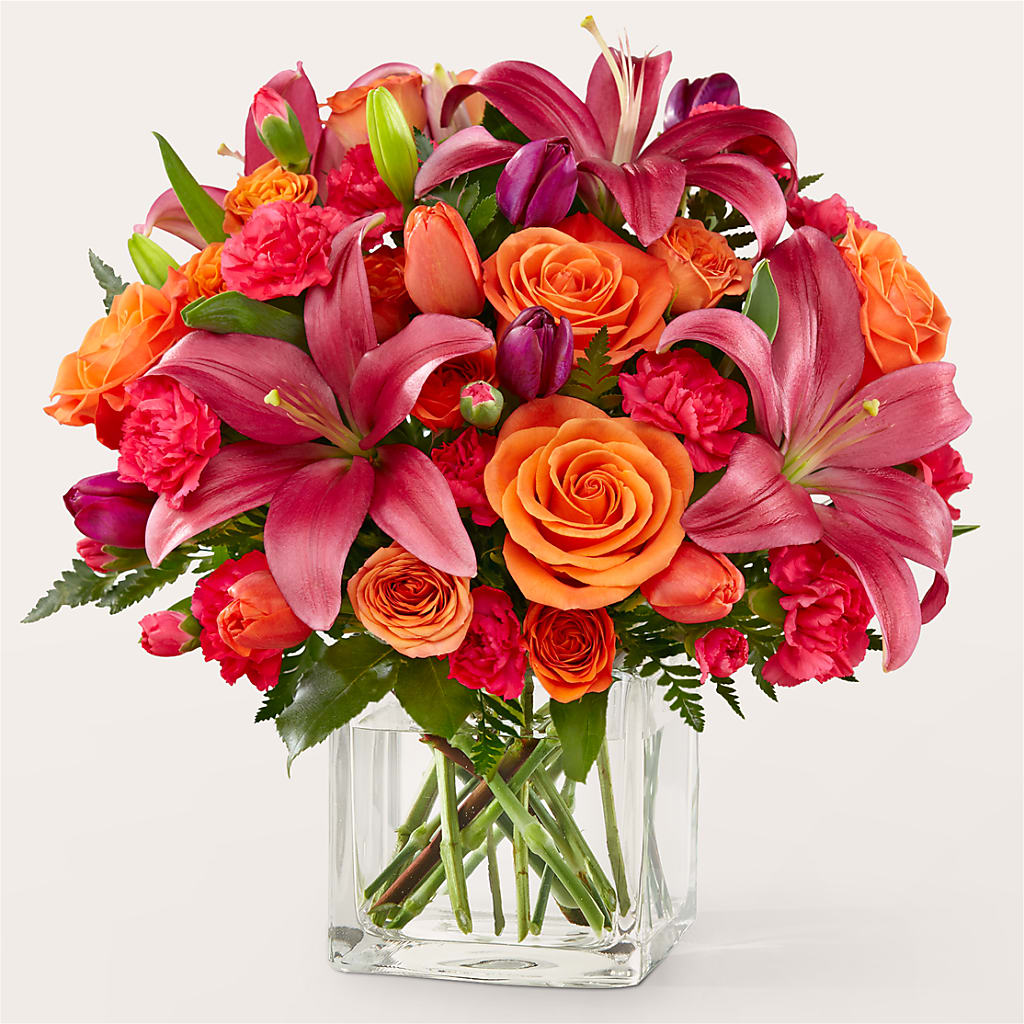 Lucky Lily Bouquet – MIDTOWN FLORIST, Kenosha WI