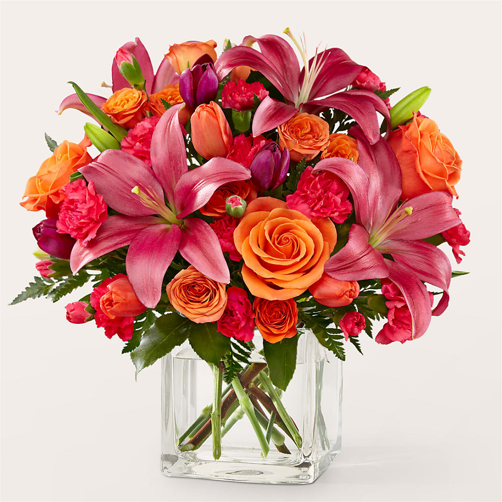 Lucky Lily Bouquet – MIDTOWN FLORIST, Kenosha WI