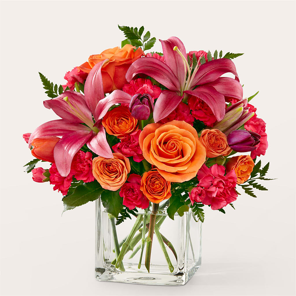 Lucky Lily Bouquet – MIDTOWN FLORIST, Kenosha WI