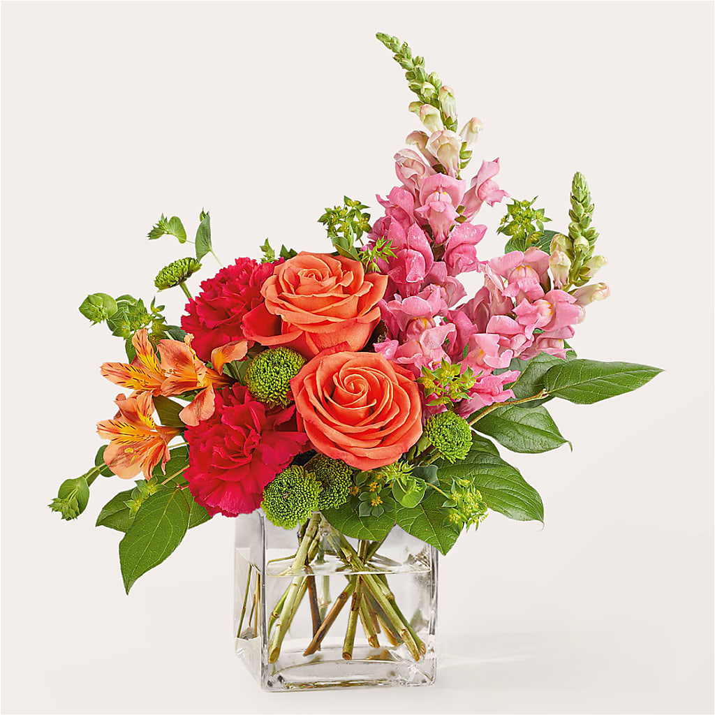 Cosmopolitan Bouquet – MIDTOWN FLORIST, Kenosha WI