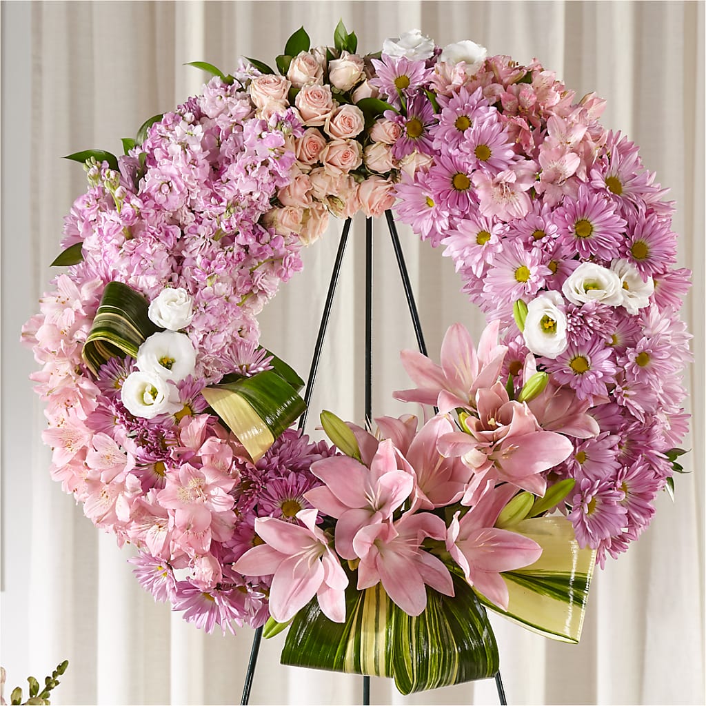 Gift of Warmth Wreath – MIDTOWN FLORIST, Kenosha WI