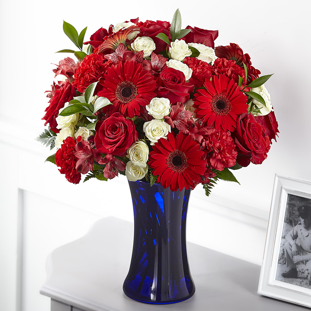 Hearts Embrace Bouquet – Midtown Florist, Kenosha WI