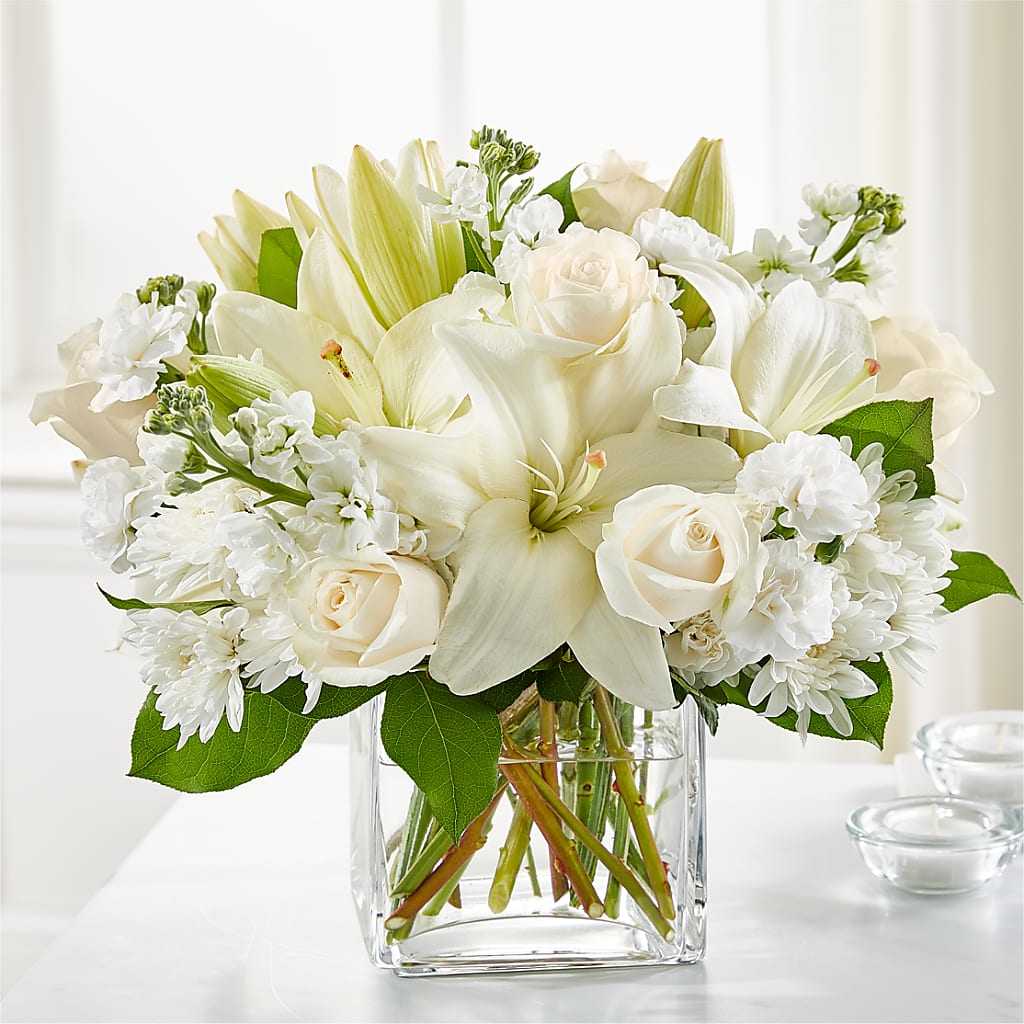 Gentle Breeze Bouquet – MIDTOWN FLORIST, Kenosha WI