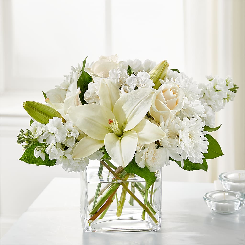 Gentle Breeze Bouquet – MIDTOWN FLORIST, Kenosha WI