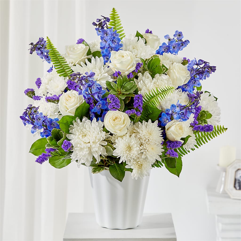 Hold Dear Tabletop Basket – MIDTOWN FLORIST, Kenosha WI
