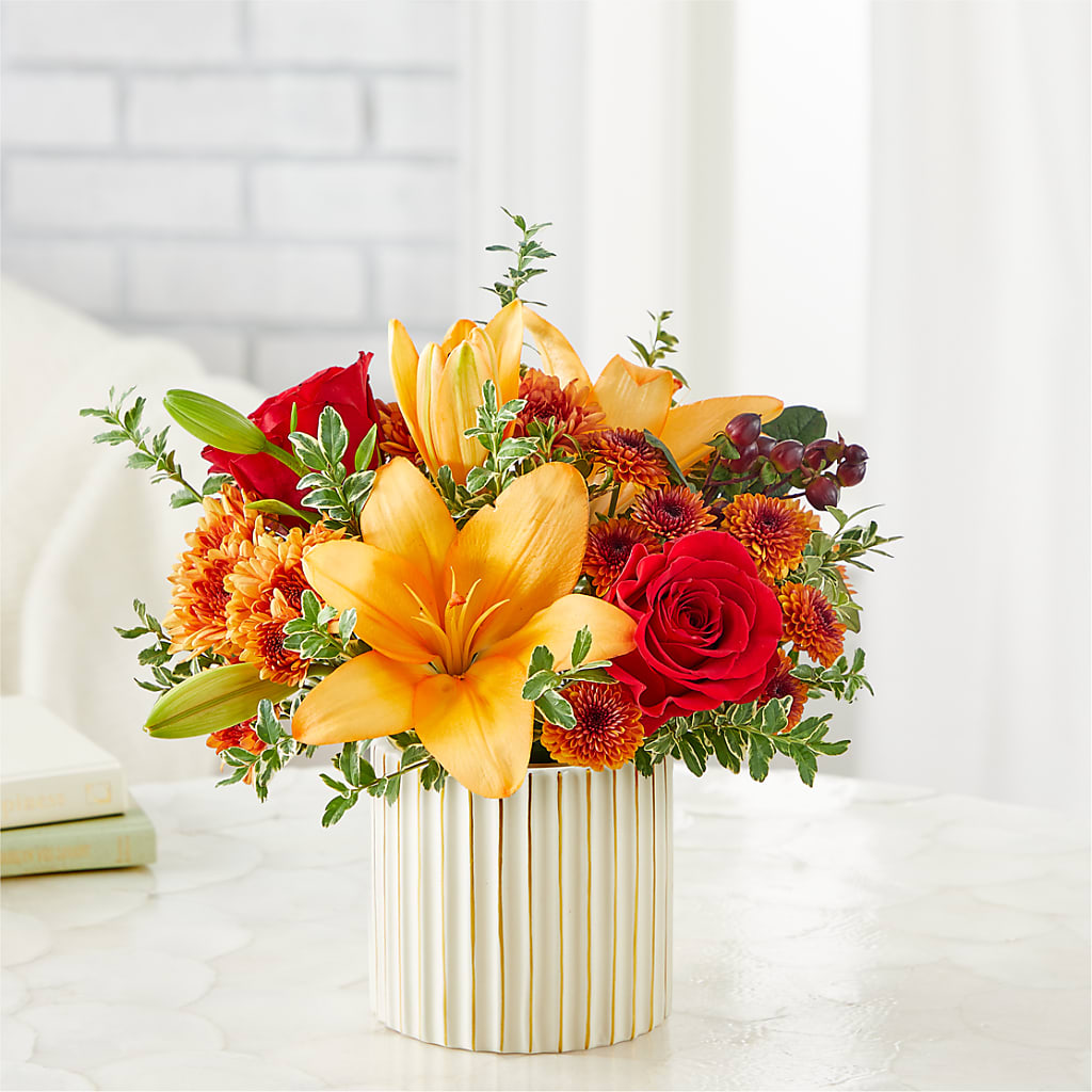 Scarlet Skies Bouquet –  Aiello Mid-town Florist Inc, Kenosha WI
