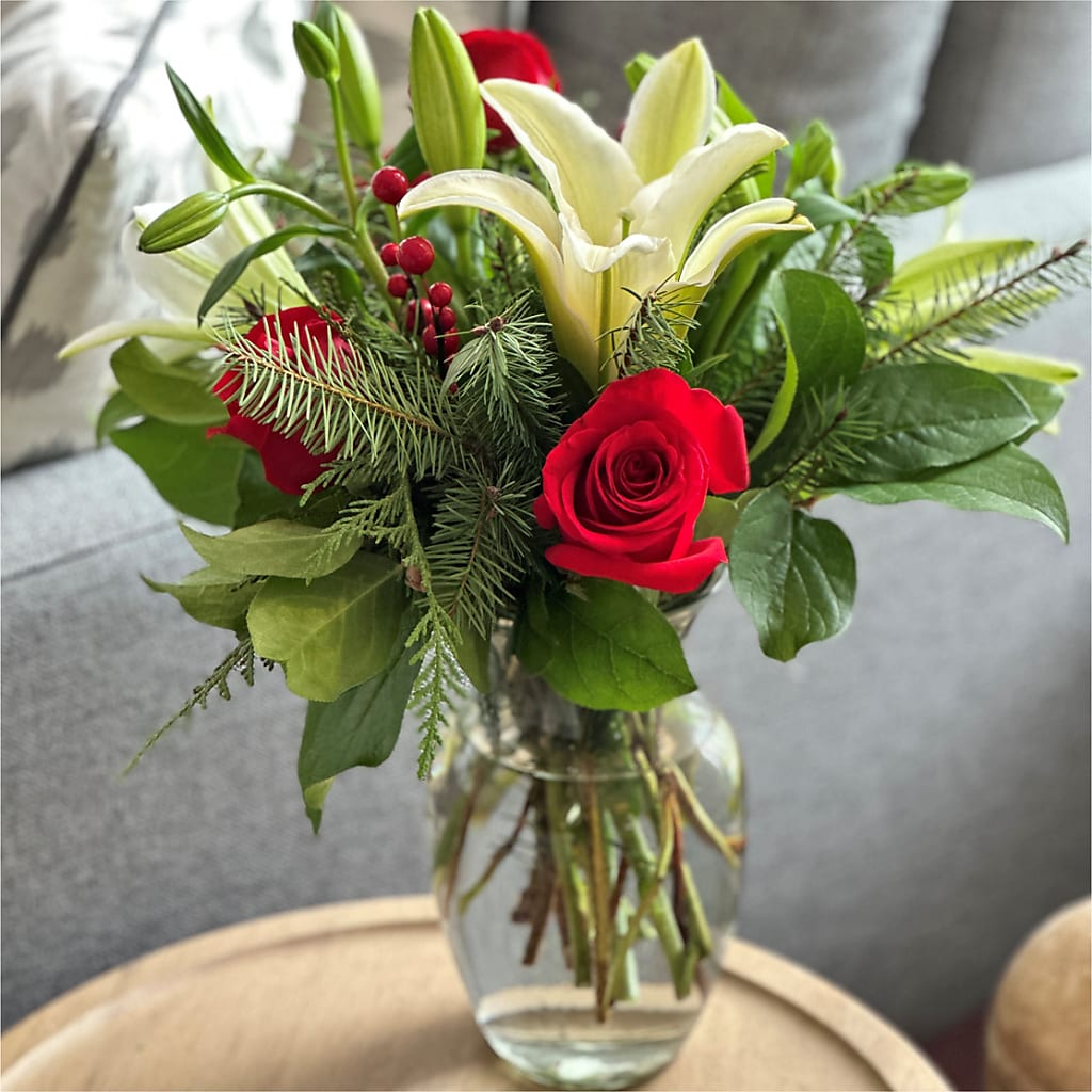 Sparkling Snowflakes Bouquet –  Aiello Mid-town Florist, Kenosha WI