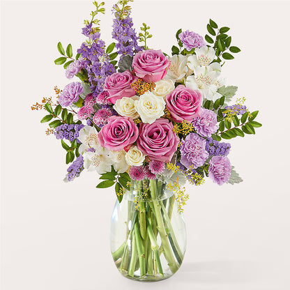 Lucky Me Bouquet –  Aiello Mid-town Florist Inc, Kenosha WI