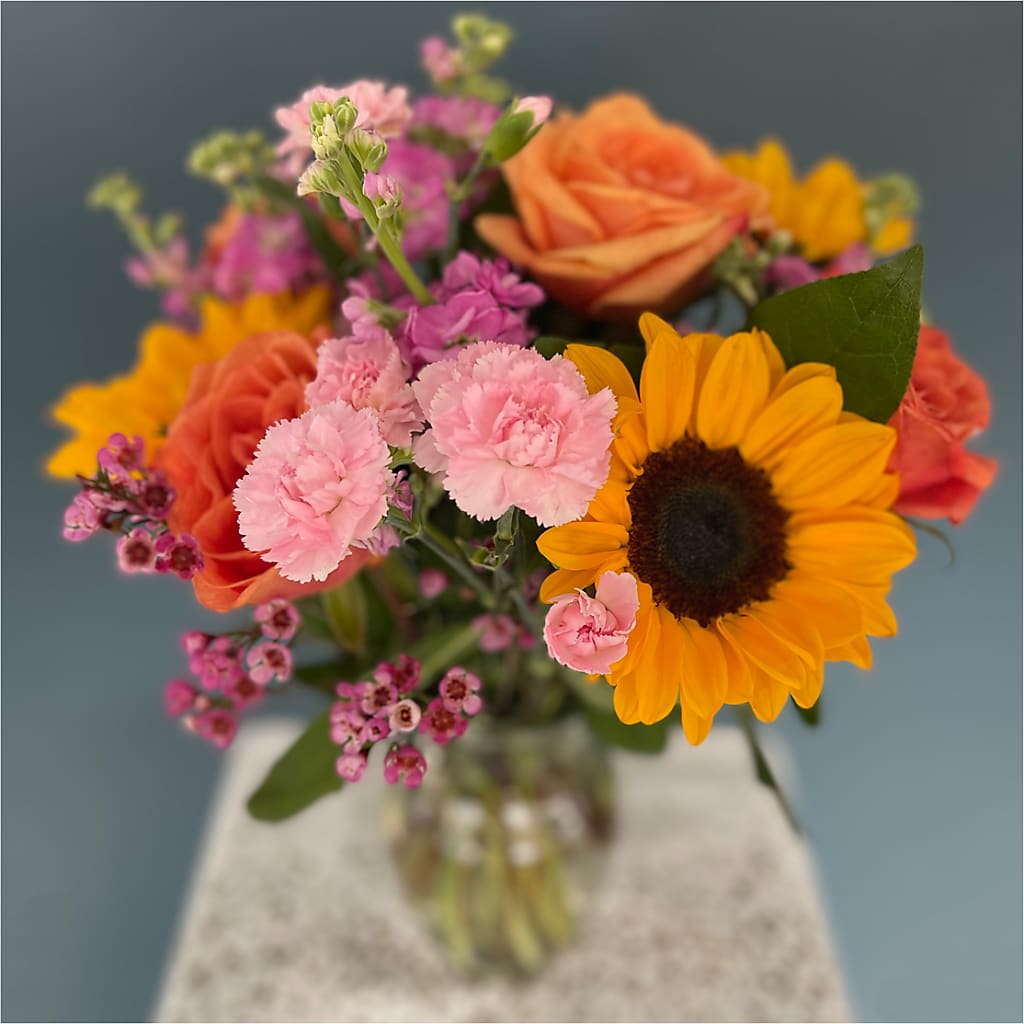 Yellow Brick Road Bouquet –  Aiello Mid-town Florist, Kenosha WI