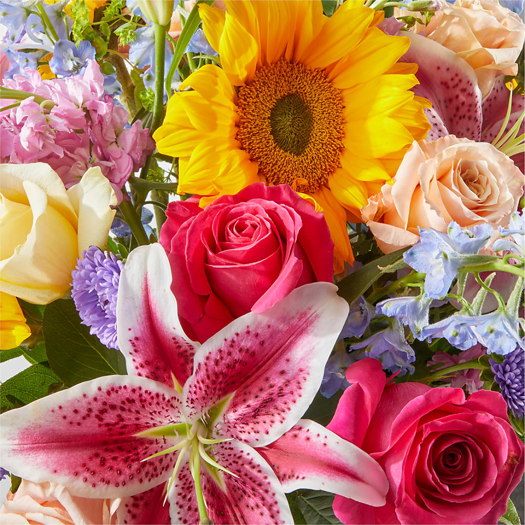 Dreamy Meadows Bouquet –  Aiello Mid-town Florist, Kenosha WI