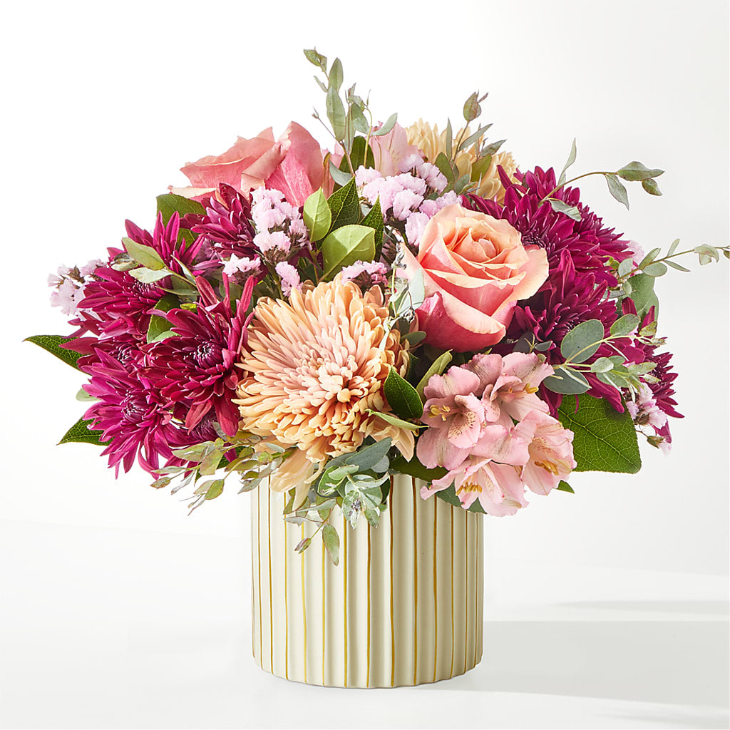 Berry Cobbler Bouquet with Ivory Vase –  Aiello Mid-town Florist Inc, Kenosha WI