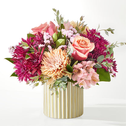 Berry Cobbler Bouquet with Ivory Vase –  Aiello Mid-town Florist Inc, Kenosha WI