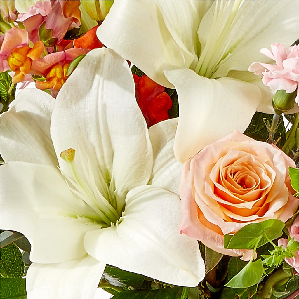 Grapefruit Splash Bouquet –  Aiello Mid-town Florist, Kenosha WI