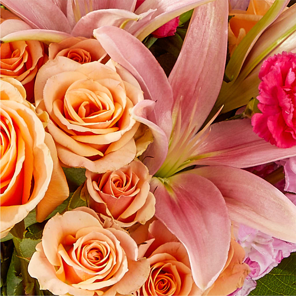 Bisous Bouquet –  Aiello Mid-town Florist, Kenosha WI